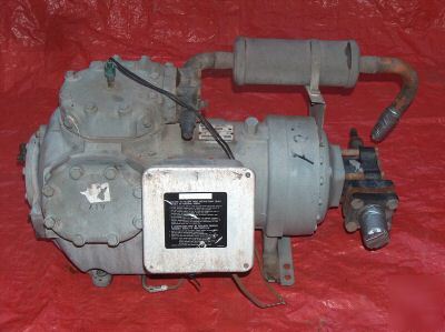30 ton compressor carlyle chiller semi-hermetic 06EF265