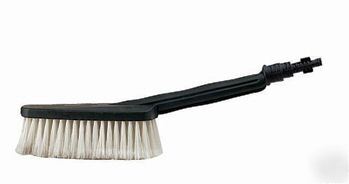 Washing brush with gardenia type hose connection